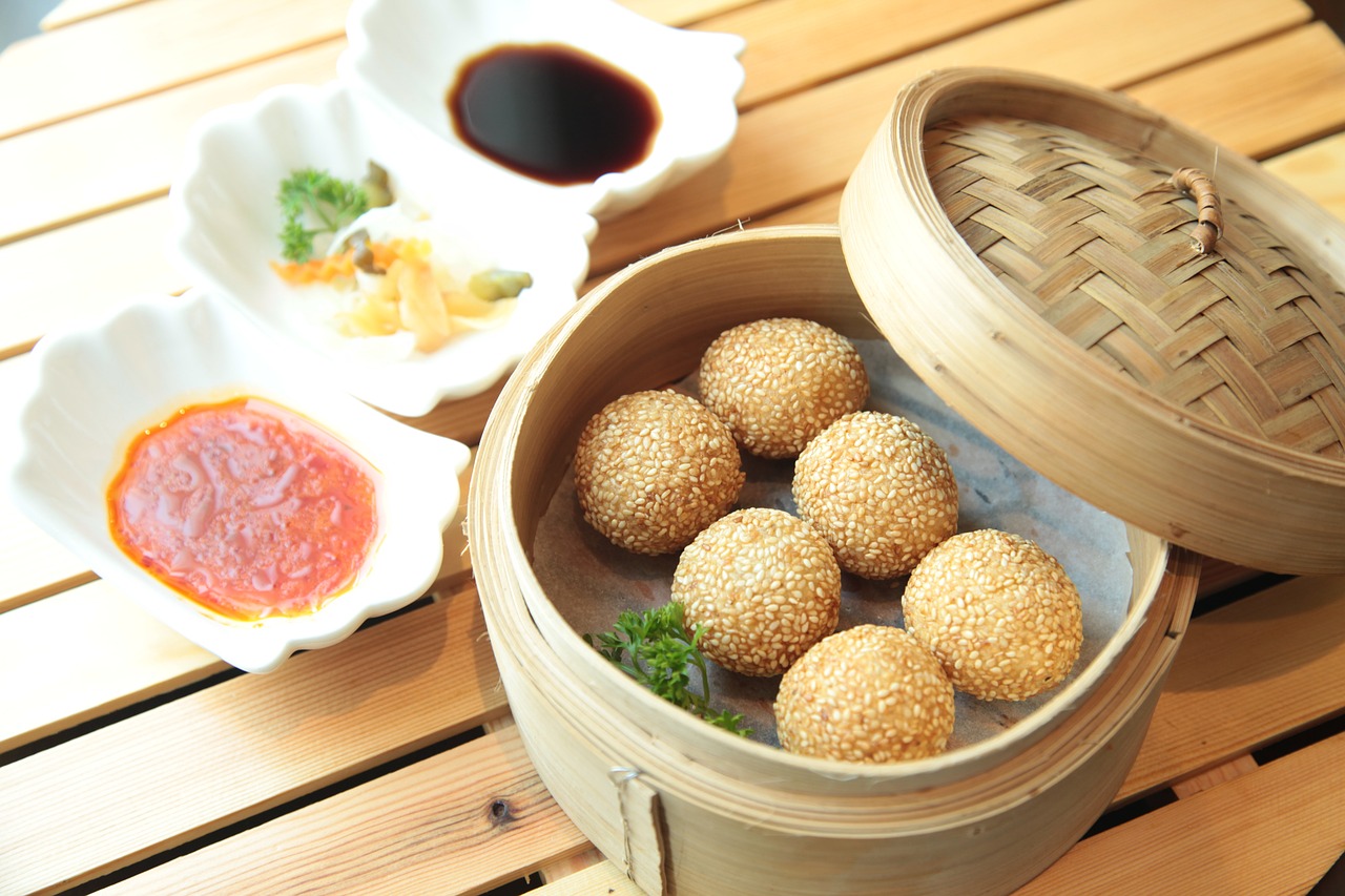探索傳統(tǒng)美食創(chuàng)新之路，最新餃子包法分享